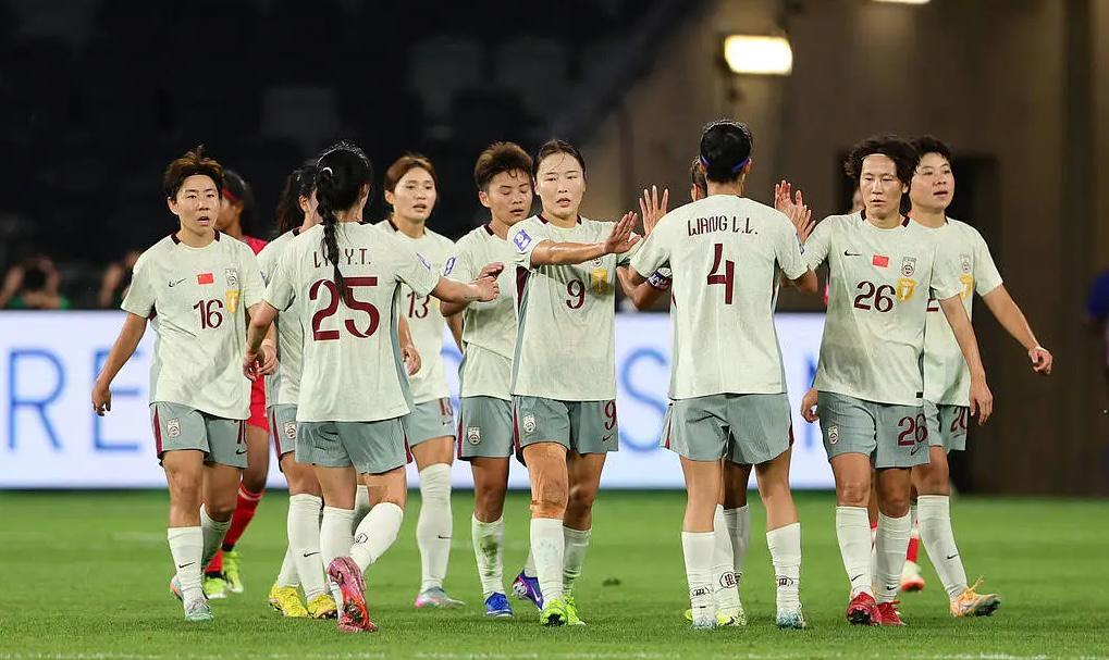 九游官网-中国女足赢球却遭全网怒批:史上最差女足,外教上任有黑幕?
