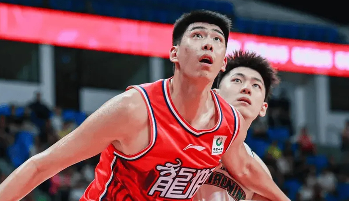 10投狂砍20分9板！这才是CBA顶级大中锋，杜锋将他交易追悔莫及？|辽宁男篮|男篮|广州男篮|威金顿|徐昕_新浪体育_新浪新闻